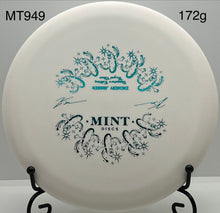 Load image into Gallery viewer, Mint Discs Pickle - Royal Nocturnal Glow (Medium) - Zachery Jansen Signature Edition