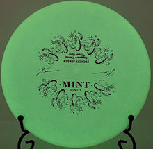 Load image into Gallery viewer, Mint Discs Pickle - Royal Nocturnal Glow (Medium) - Zachery Jansen Signature Edition