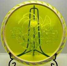 Load image into Gallery viewer, Discraft Fuzed Line Z Buzzz with BuzzzSaw Pattern