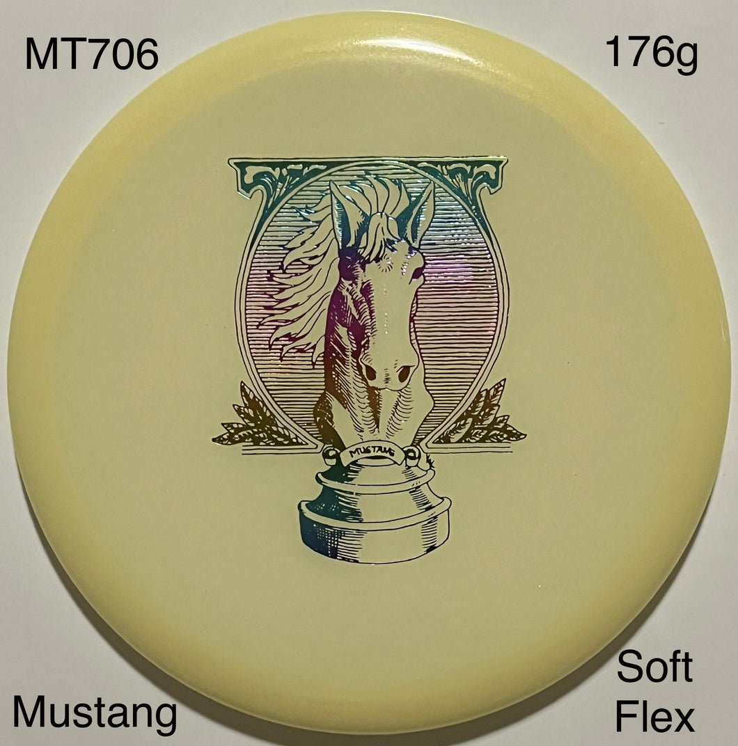 Mint Discs Mustang - Soft Flex Nocturnal Glow Plastic