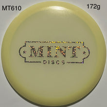 Load image into Gallery viewer, Mint Discs Salamander - Nocturnal Glow Plastic
